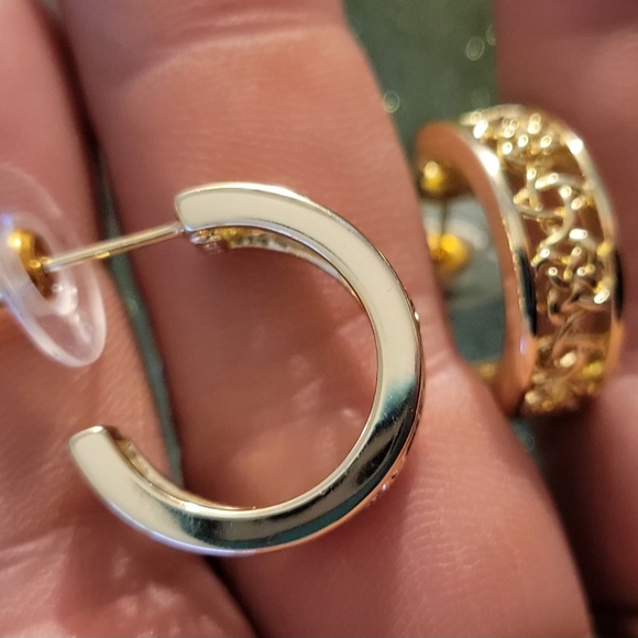 LAST 4 KENDRA SCOTT AVAILABLE.  MAKE AN OFFER ON 1 OR ALL. GENIUNE - Picture 7 of 11